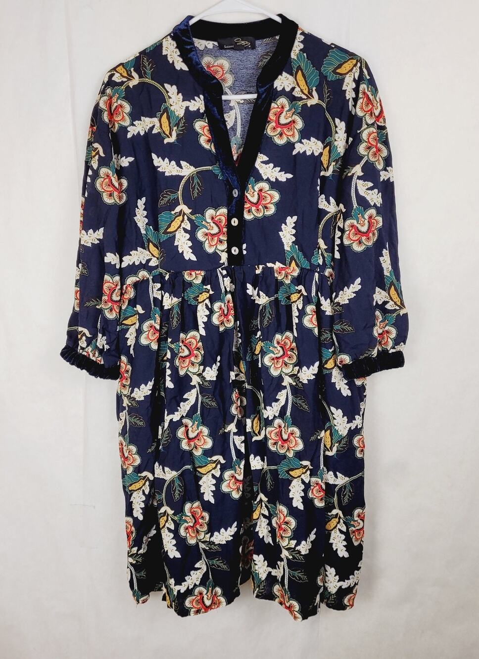 Suzanne Betro dark floral shirt dress Size large velvet trim Retro Whimsigoth